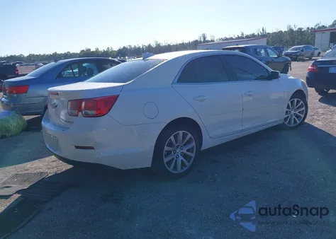 2015 Chevrolet Malibu 2Lt из США, поврежденный, VIN 1G11D5SL8FF177276
